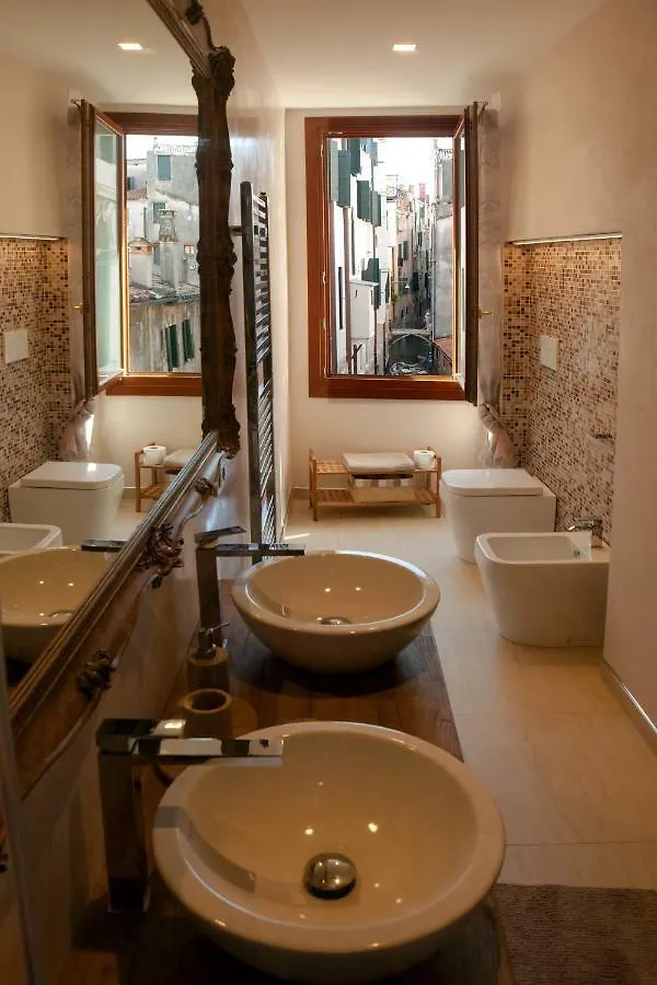 Apartment Ferienwohnung Palazzo Pisani Venedig