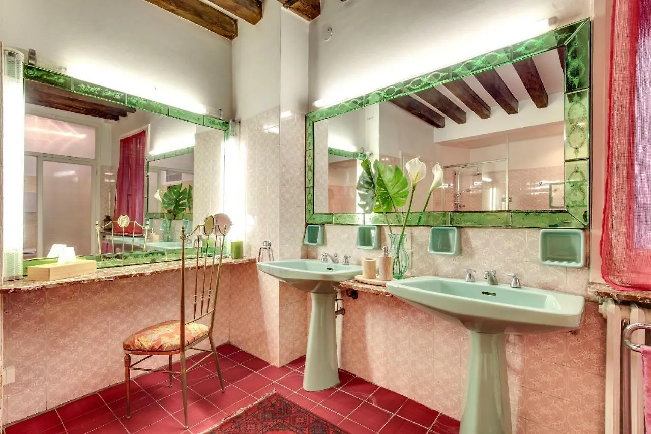Apartment Ferienwohnung Palazzo Pisani Venedig