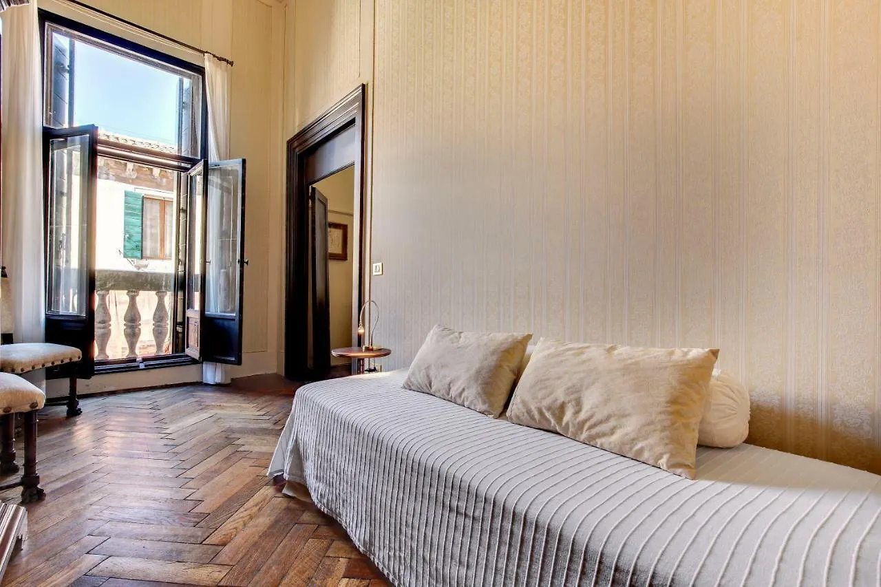 Ferienwohnung Palazzo Pisani Venedig